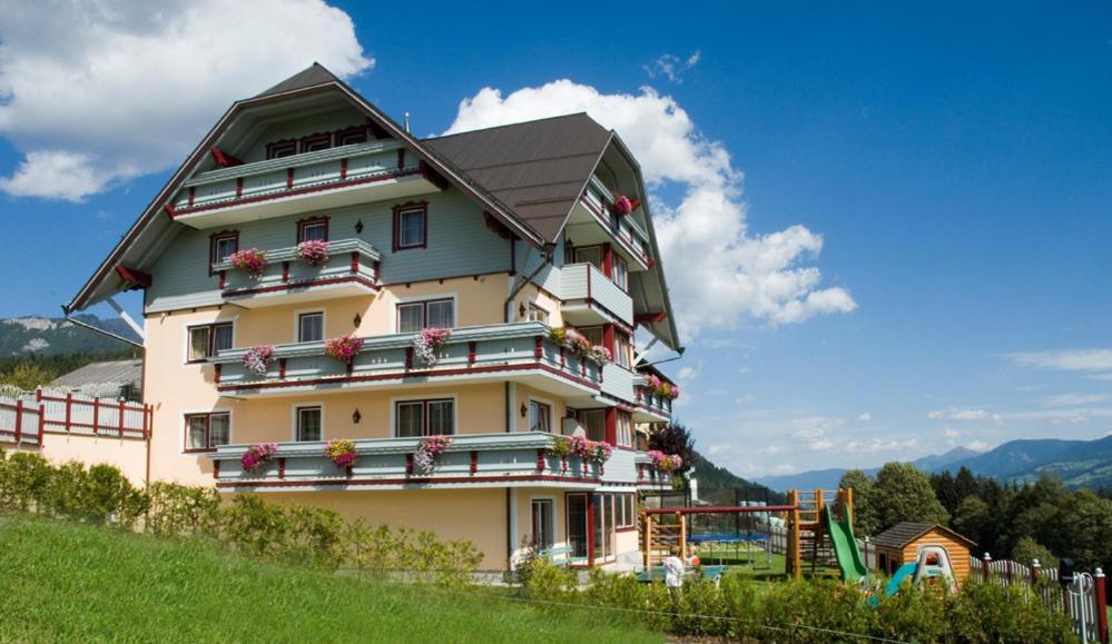 Hotel Neuwirt Ramsau am Dachstein Eksteriør billede